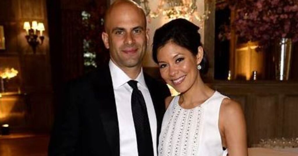 Parents Alex Wagner and Sam Kass